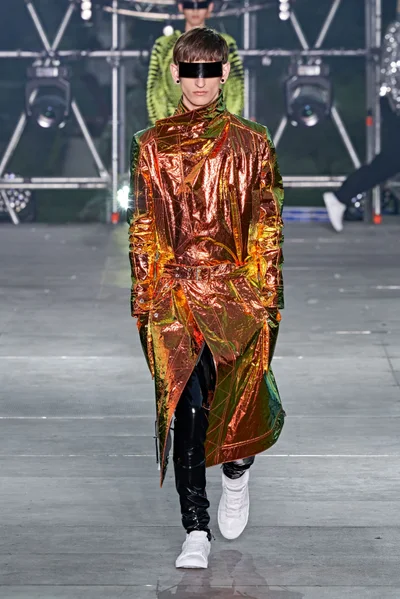 Look 75
